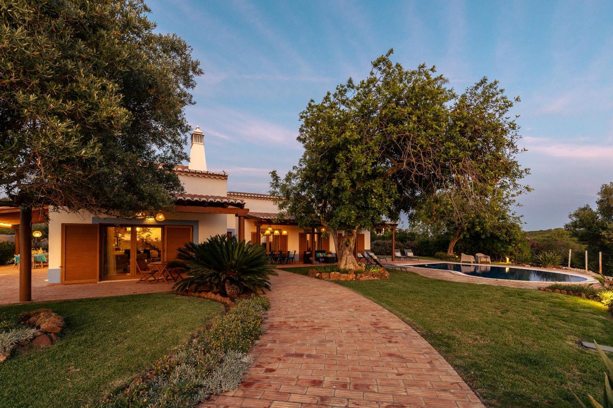 Villa Monte Santo Estevao Силвес Екстериор снимка