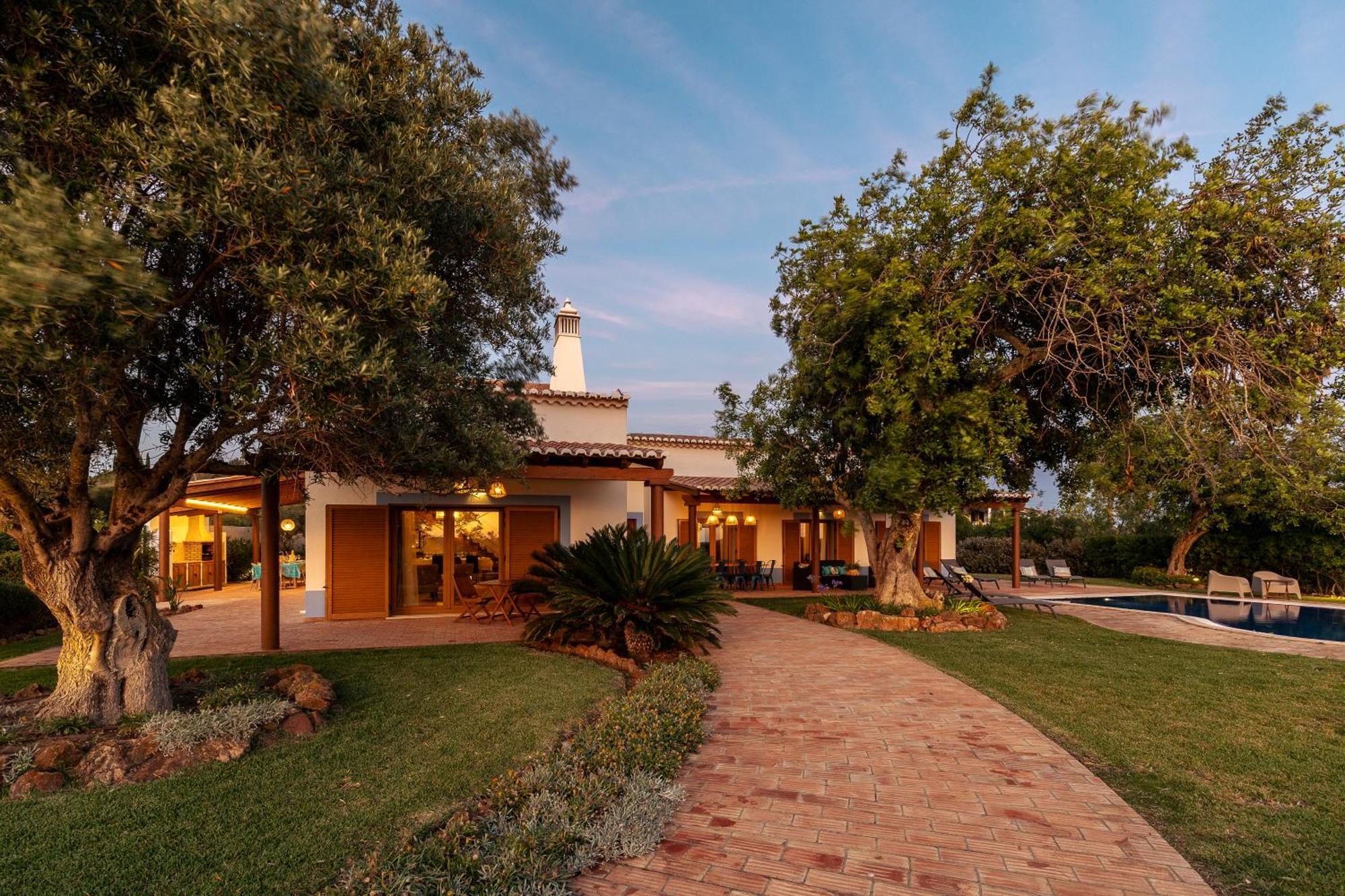 Villa Monte Santo Estevao Силвес Екстериор снимка