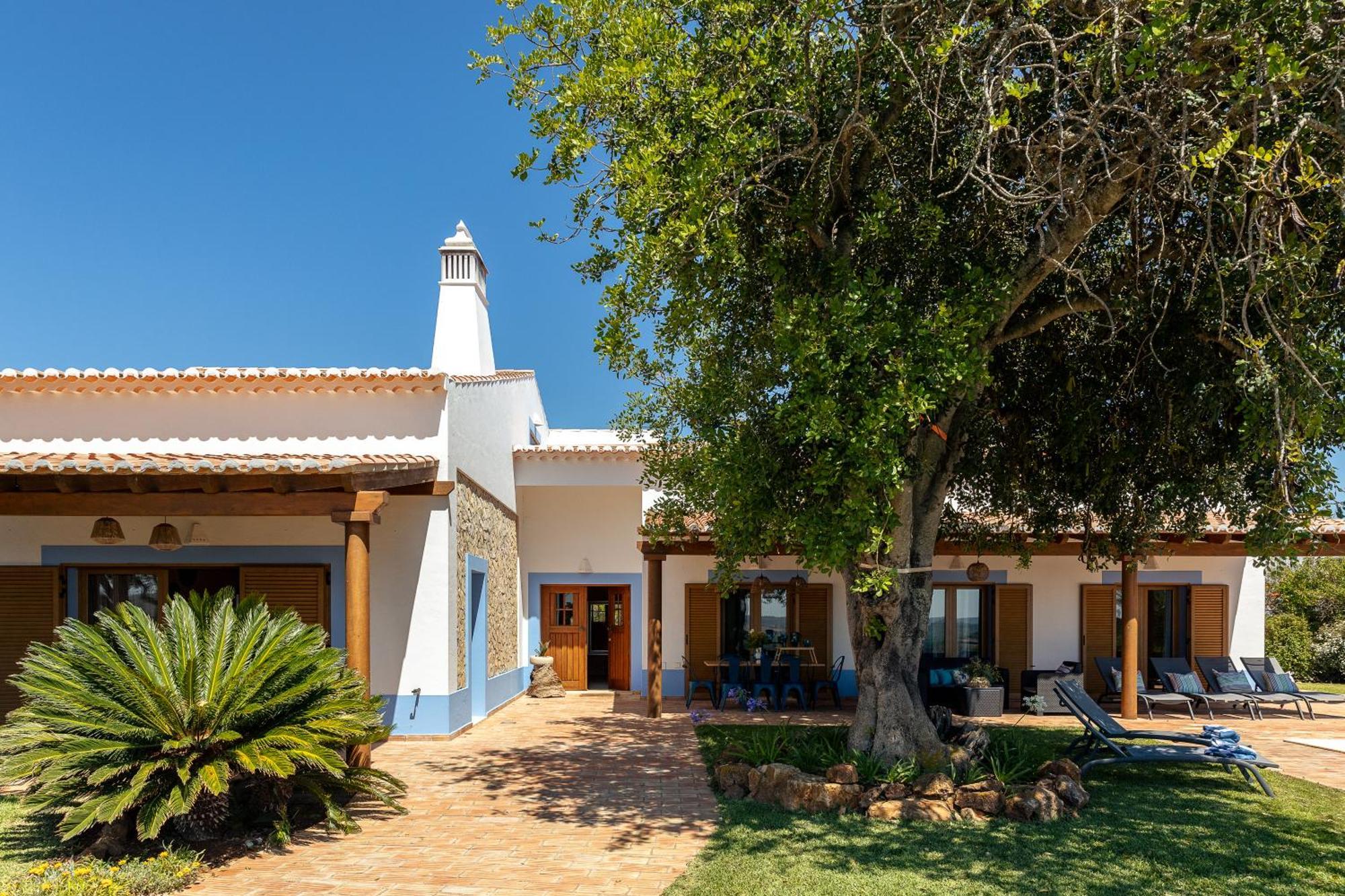 Villa Monte Santo Estevao Силвес Екстериор снимка
