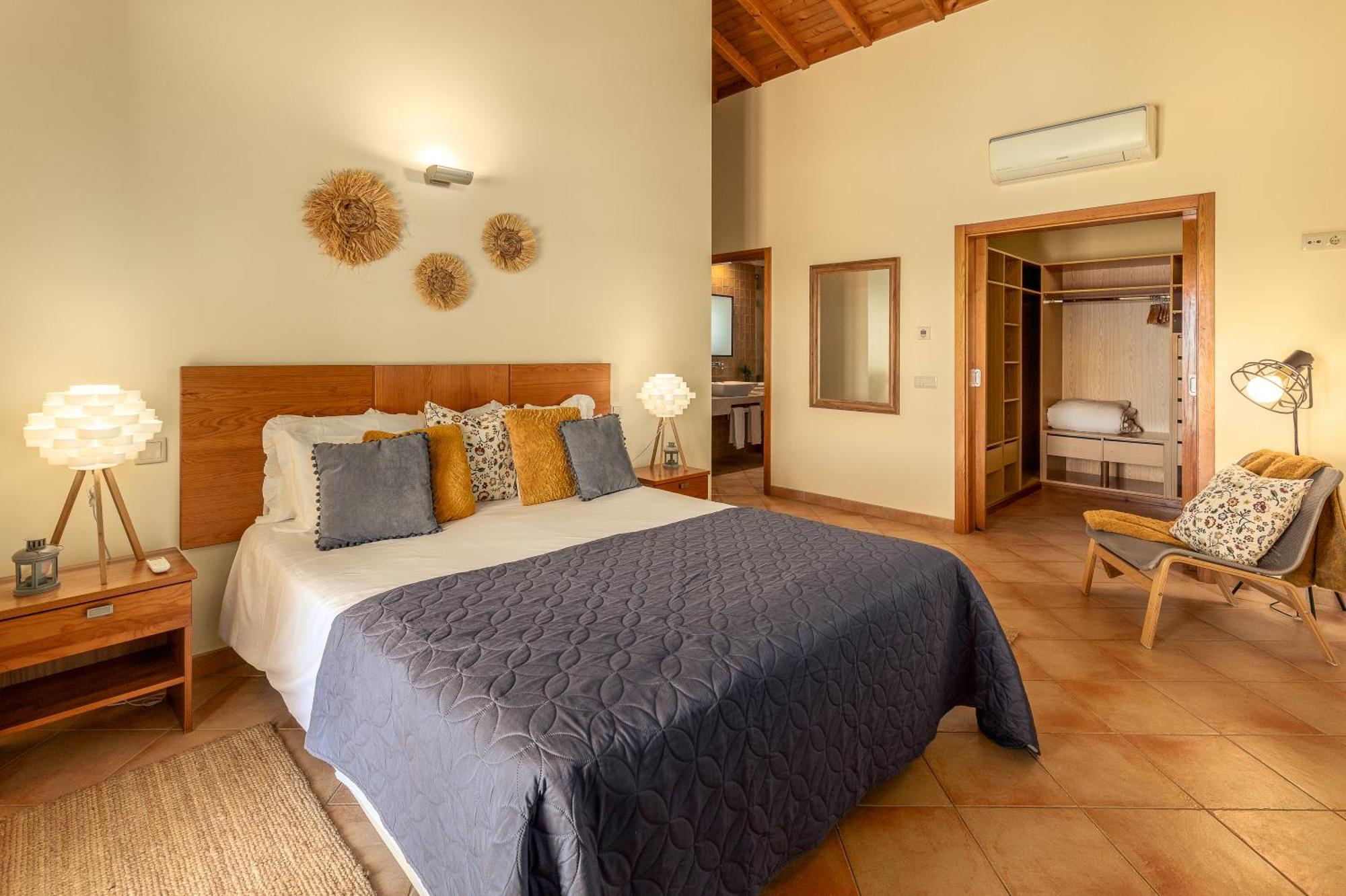 Villa Monte Santo Estevao Силвес Екстериор снимка